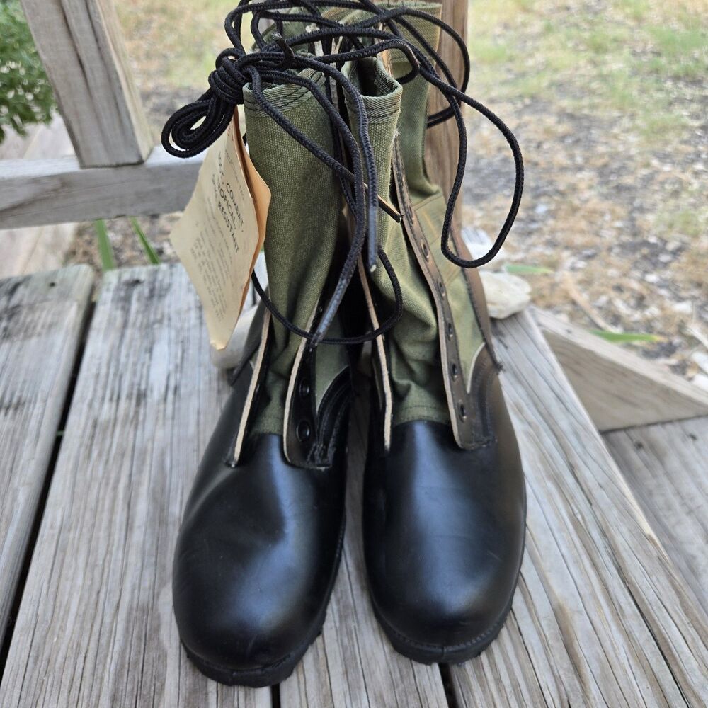 NOS Vtg Vietnam War US Military Jungle Boots Spike Protective New with Tag